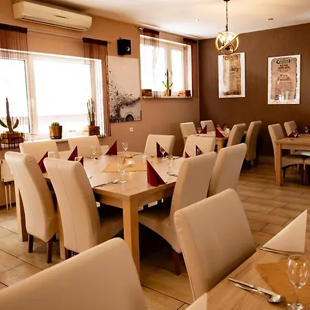 Mazuria Country & Hotel 3*