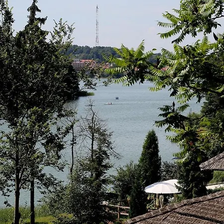 Mazuria Country & فندق